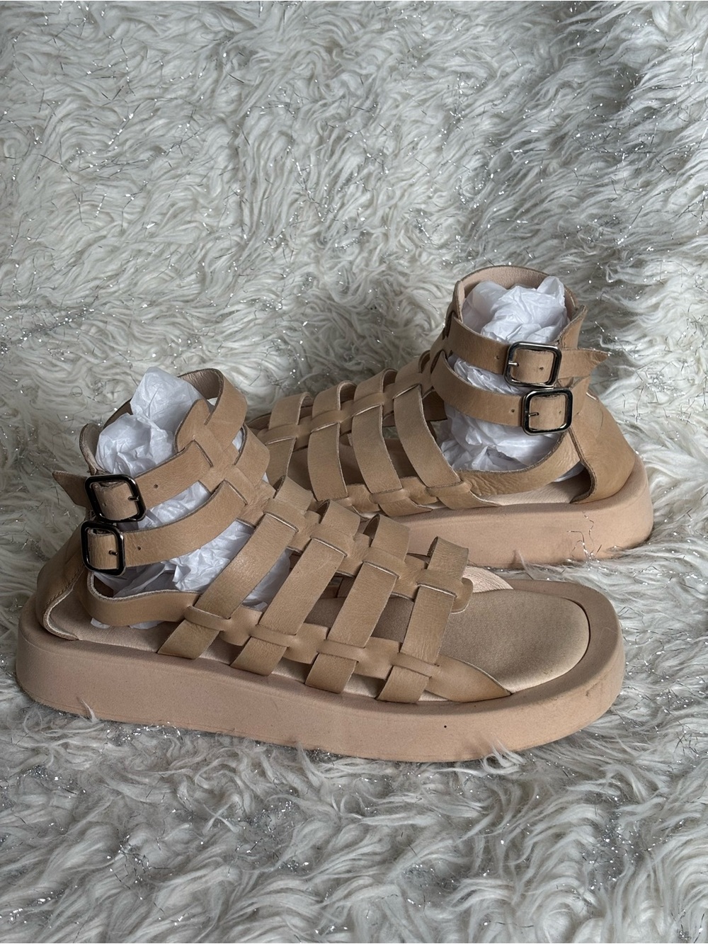 Pilcro Women’s Tan Woven Gladiator Sport Leather Sandals Size 38